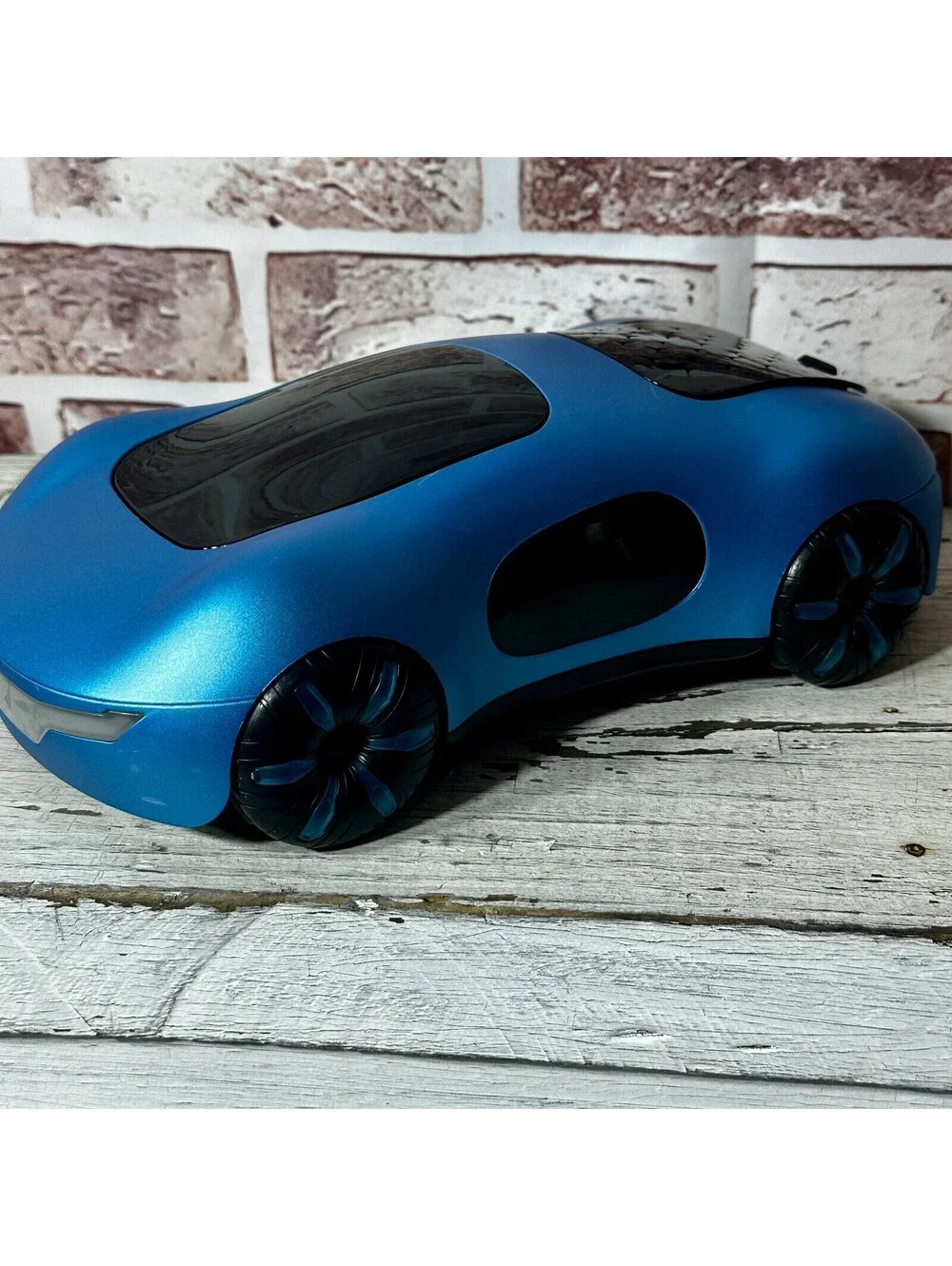Gesture Sensing Remote Control Car, Drift RC Stunt Car with Light Spray & Sound